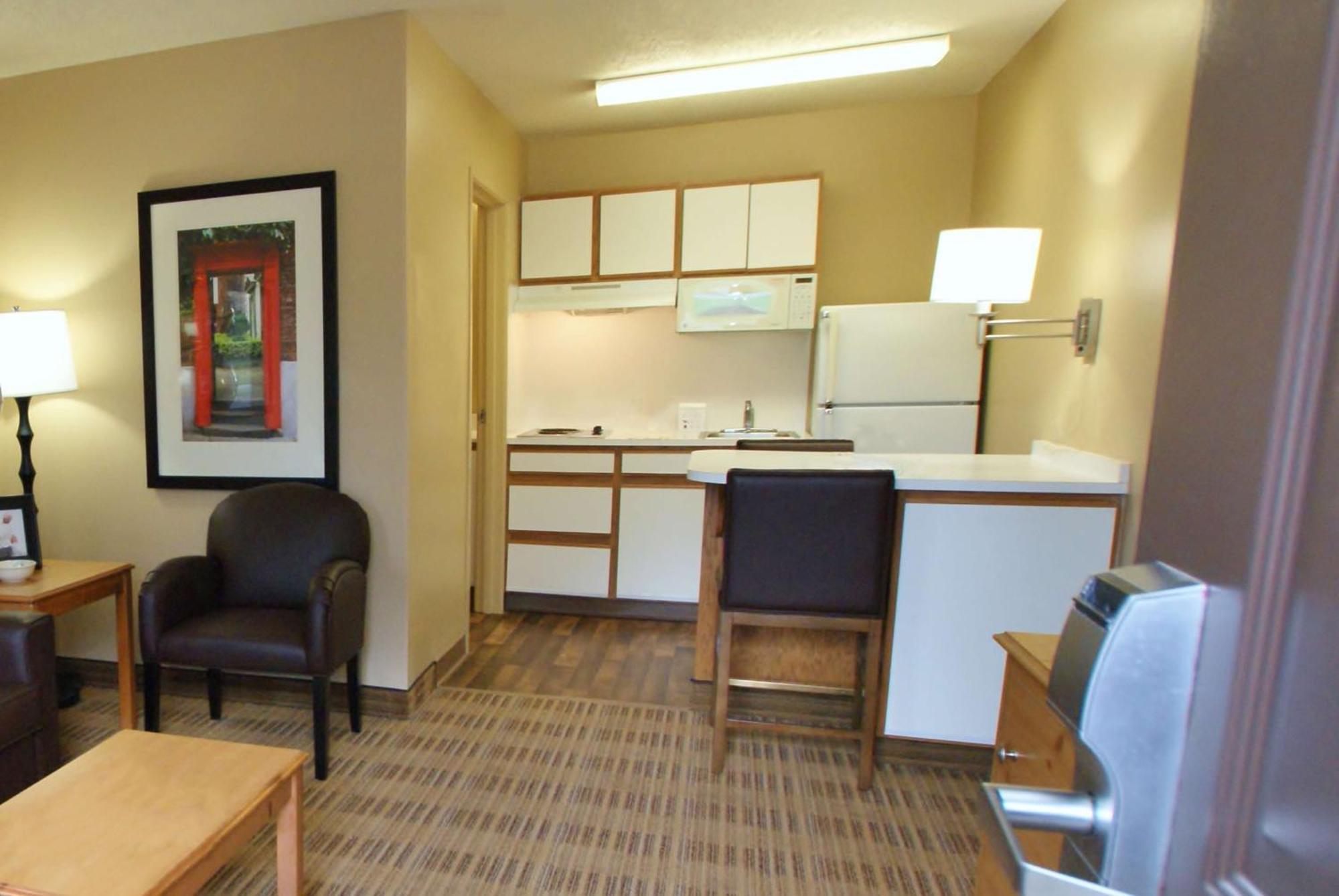 Extended Stay America Select Suites - Durham - University - Ivy Creek Blvd Kültér fotó