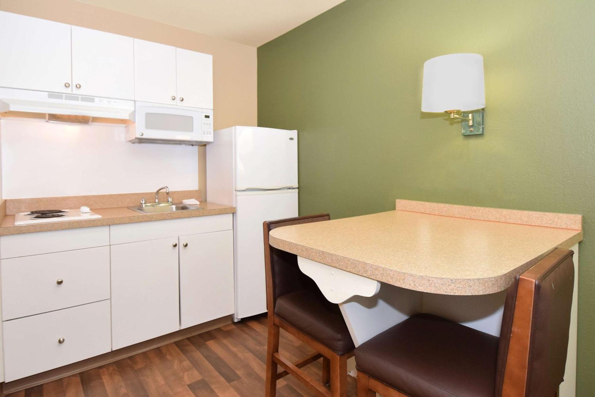 Extended Stay America Select Suites - Durham - University - Ivy Creek Blvd Kültér fotó
