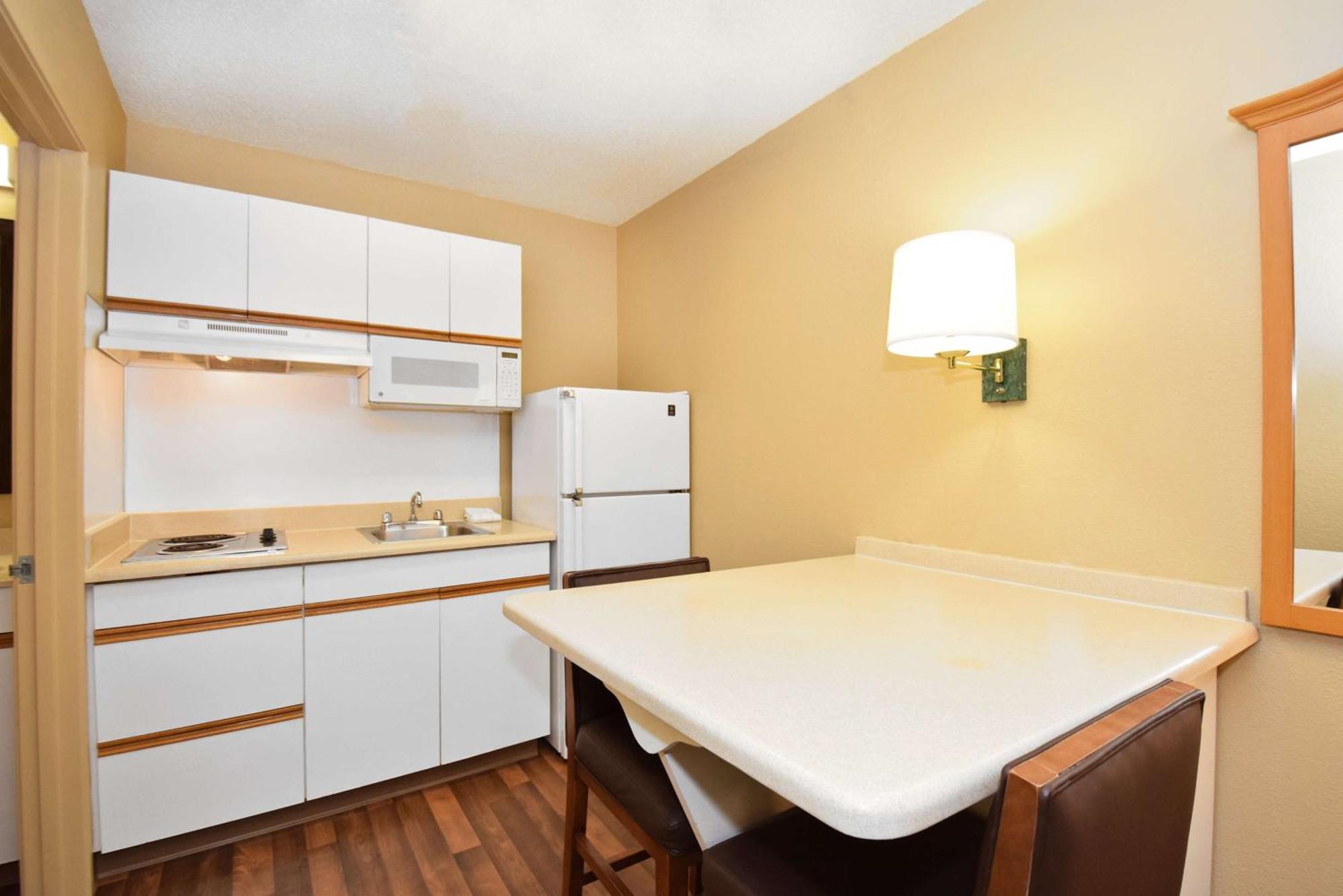 Extended Stay America Select Suites - Durham - University - Ivy Creek Blvd Kültér fotó