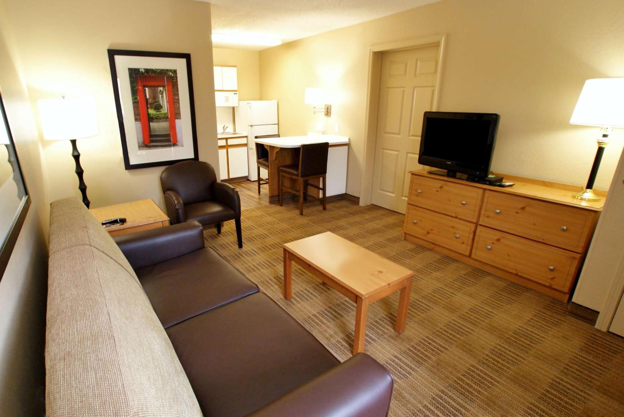 Extended Stay America Select Suites - Durham - University - Ivy Creek Blvd Kültér fotó