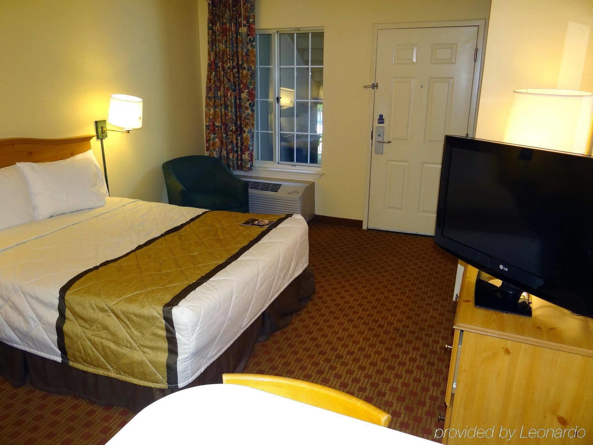 Extended Stay America Select Suites - Durham - University - Ivy Creek Blvd Kültér fotó